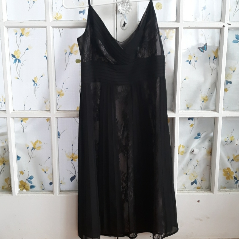 Black lace dress